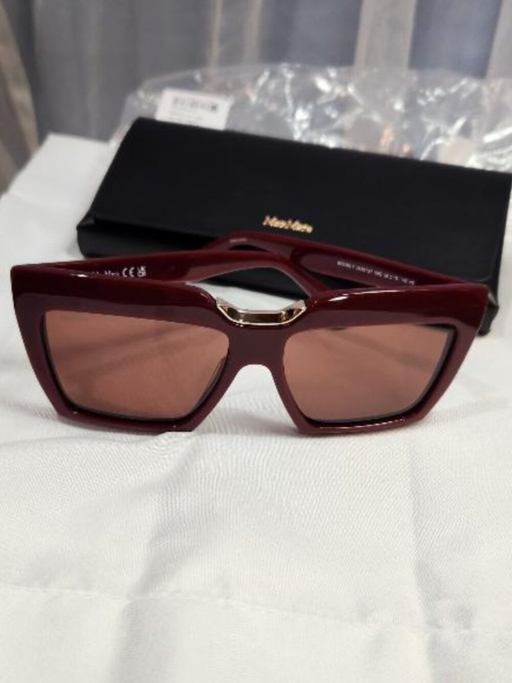 Max Mara Geometric Butterfly Rectangular Cat-eye Sunglasses Red Bordeaux Women